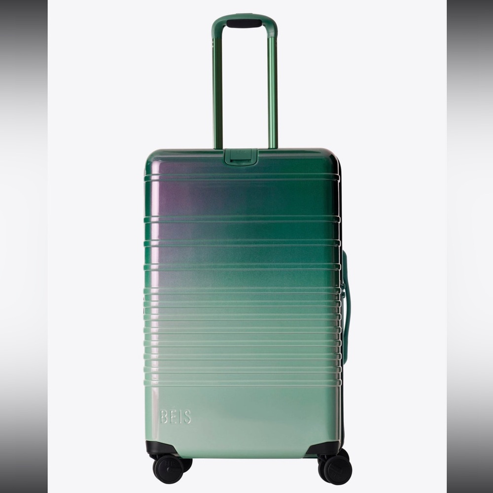 The Medium Check in Roller in Wicked Green